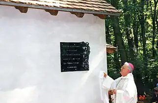 Bénédiction de la chapelle par Mgr Raffin le 20 juin 1998.