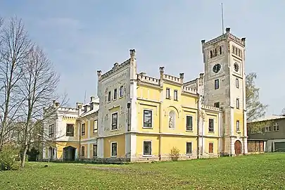 Manoir néo-gothique.