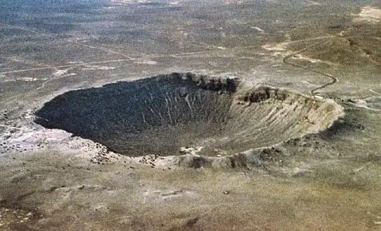 cratère simple(Meteor Crater, États-Unis)