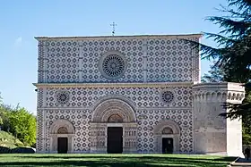 Image illustrative de l’article Basilique Sainte-Marie de Collemaggio