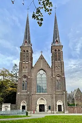 La basilique Notre-dame-de-Lourdes, à Oostakker