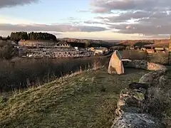 Sculpture et belvédère sur le lycée des métiers du bâtiment de Felletin (Creuse).