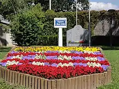 Square Mai 1940 avec son monument.