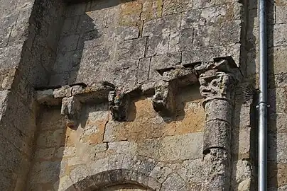 voir la légende ci-après