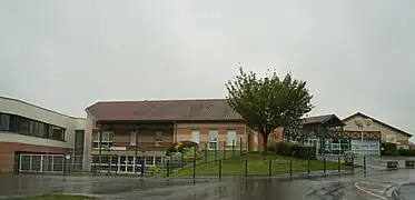 École et Bibliothèque,