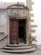 Portail d'entrée (1850).