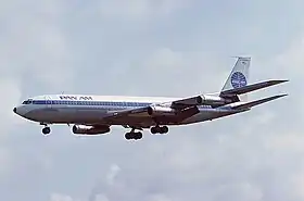 Un Boeing 707 de la Pan Am, similaire à celui impliqué dans l'accident.