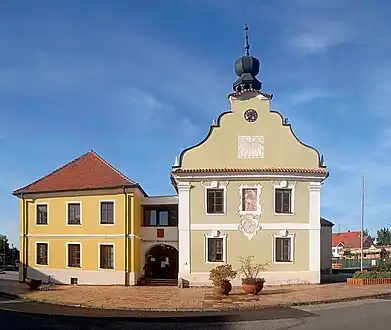 Borovany : hôtel de ville.