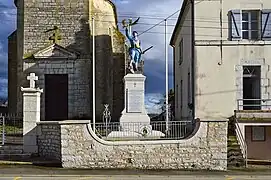 Le monument aux morts.