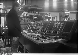 Tableau de commande des alternateurs.