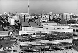 Centrum am Ostbahnhof, 1981.