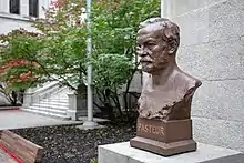 Buste de Louis Pasteur à Montréal (UQAM)