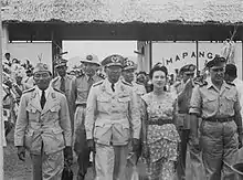 Tjokorda Gde Raka Soekawati&nbsp;(en), souverain balinais et président de 1946 à 1949 de l'État de l'Indonésie orientale installé à Denpasar.
