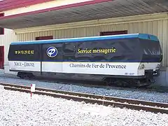 Remorque X&nbsp;1337 des CP, transformée par les établissements Garnéro.