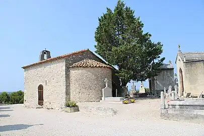 La chapelle du cimetière.