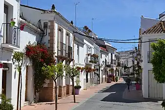 Promenade dans les rues de la vieille ville.