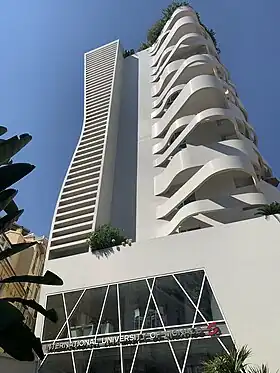 illustration de Omnes Éducation