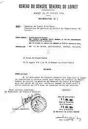  Fac-simile de la délibération du 20 juillet 1984 autorisant le Président du Conseil général à signer la convention confiant la gestion du Canal d’Orléans pour 50&nbsp;ans au Département. Le document est signé par Kleber Malecot, président du Conseil général, publié le 21 juillet 1984, reçu en Préfecture le 25 juillet.
