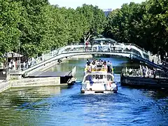 Vue vers le Pont Dieu.