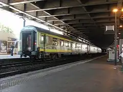 Train et voie ferrée.