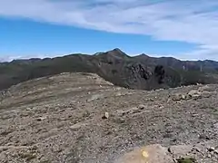 Nature calcaire du sommet du massif (Alt de Montaup).