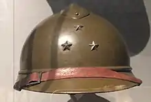 Un casque Adrian de général de division