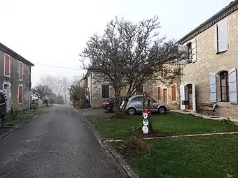 Rue centrale en hiver.