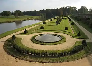 Une vue des jardins.