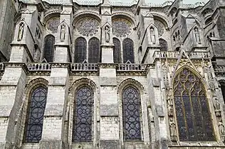 Chartres, contreforts.