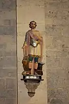 Statue de saint Adrien.