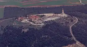 Vue aérienne de la colline.