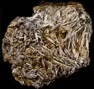 Cérusite, mine de Lescure, Mayres (Ardèche), (13&nbsp;×&nbsp;10&nbsp;cm ; XX 3 cm)