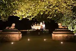 Entrée du château en nocturne