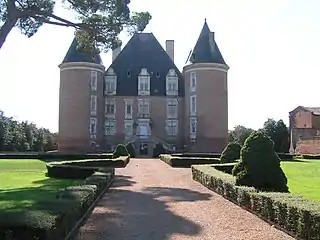 Image illustrative de l’article Château de Saint-Élix-le-Château