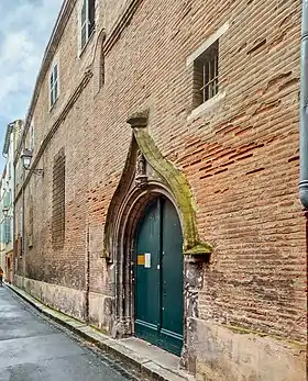 Façade, rue Philippe-Féral