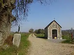Chapelle Sainte-Barbe, tilleul des Lognards et croix Herman