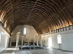 Charpente du Farinier de l'Abbaye de Cluny.