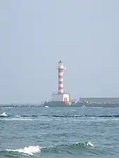 Le phare du port.