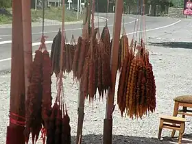 Image illustrative de l’article Tchourtchkhela