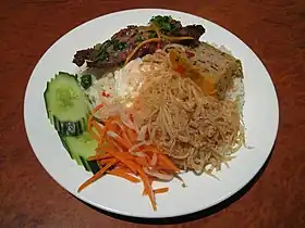 Image illustrative de l’article Cơm tấm