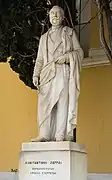 Konstantínos Záppas (en), statue à l'entrée du Zappéion
