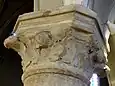 Chapiteau du 2e&nbsp;pilier du sud (1re moitié XIIIe&nbsp;siècle).