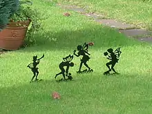 Fées décoratives dans un jardin de Cottingley