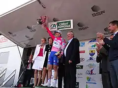 Arnaud Démare est premier du classement général.