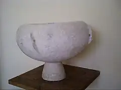 Cratère cycladique (A2200), première moitié du IIIe&nbsp;millénaire&nbsp;av. J.-C.