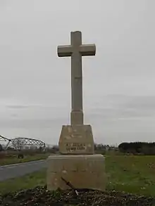 Photographie de la croix du Platéron, à Balan.