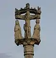 Croix de cimetière (Réguiny) : partie sommitale.