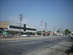 Cross Bay Boulevard à Howard Beach.
