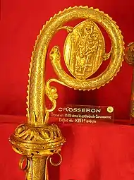 Crosse provenant de la cathédrale de Carcassonne (début XIIIe&nbsp;siècle), Paris, Musée de  Cluny.