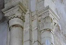Chapiteaux de la croisée du transept.